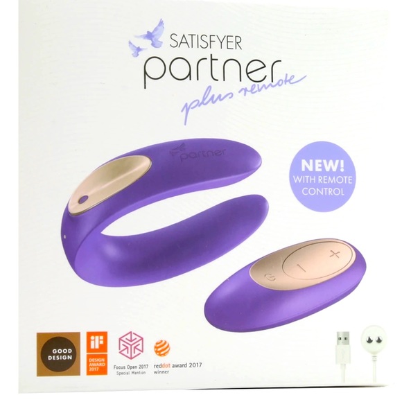 Satisfyer Partner Plus Remote in Purple - Picture 1 of 4